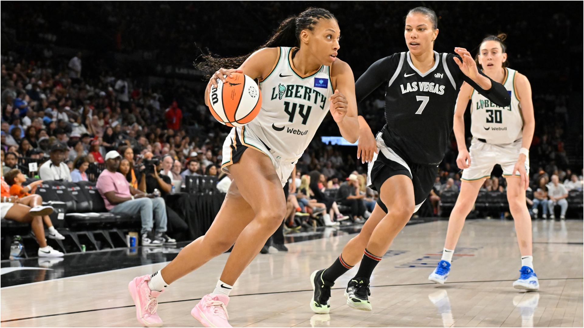 New York's strong second half powers Liberty over Aces