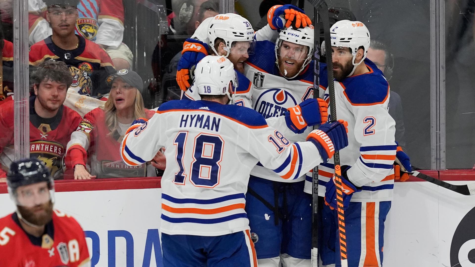 McDavid finds the back of the net for Oilers' third goal