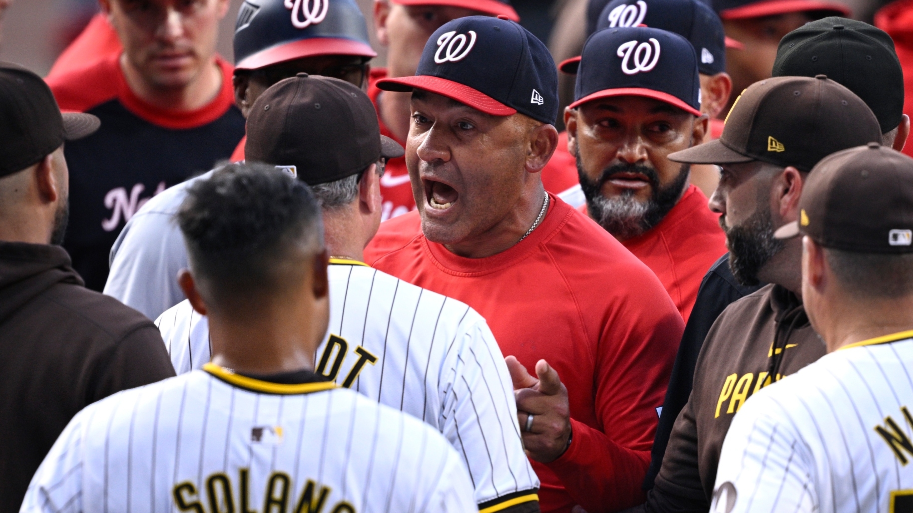 Chirping between Nats, Padres sparks chaos in San Diego