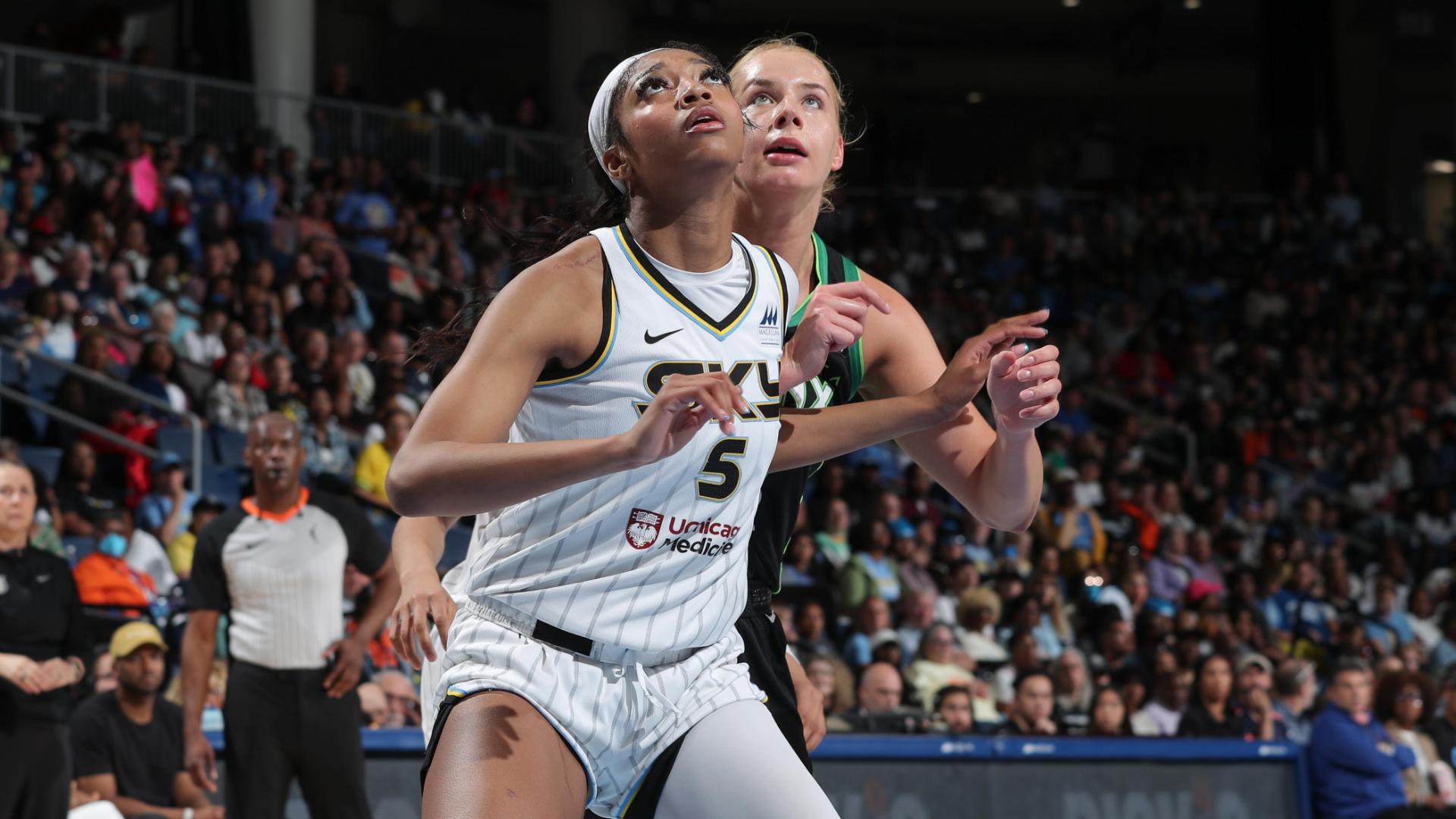 Angel Reese makes WNBA history with 10th straight double-double