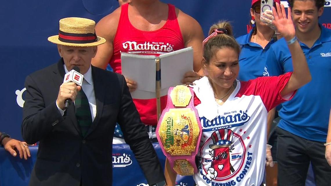 Miki Sudo sets women's record at the hot dog eating contest