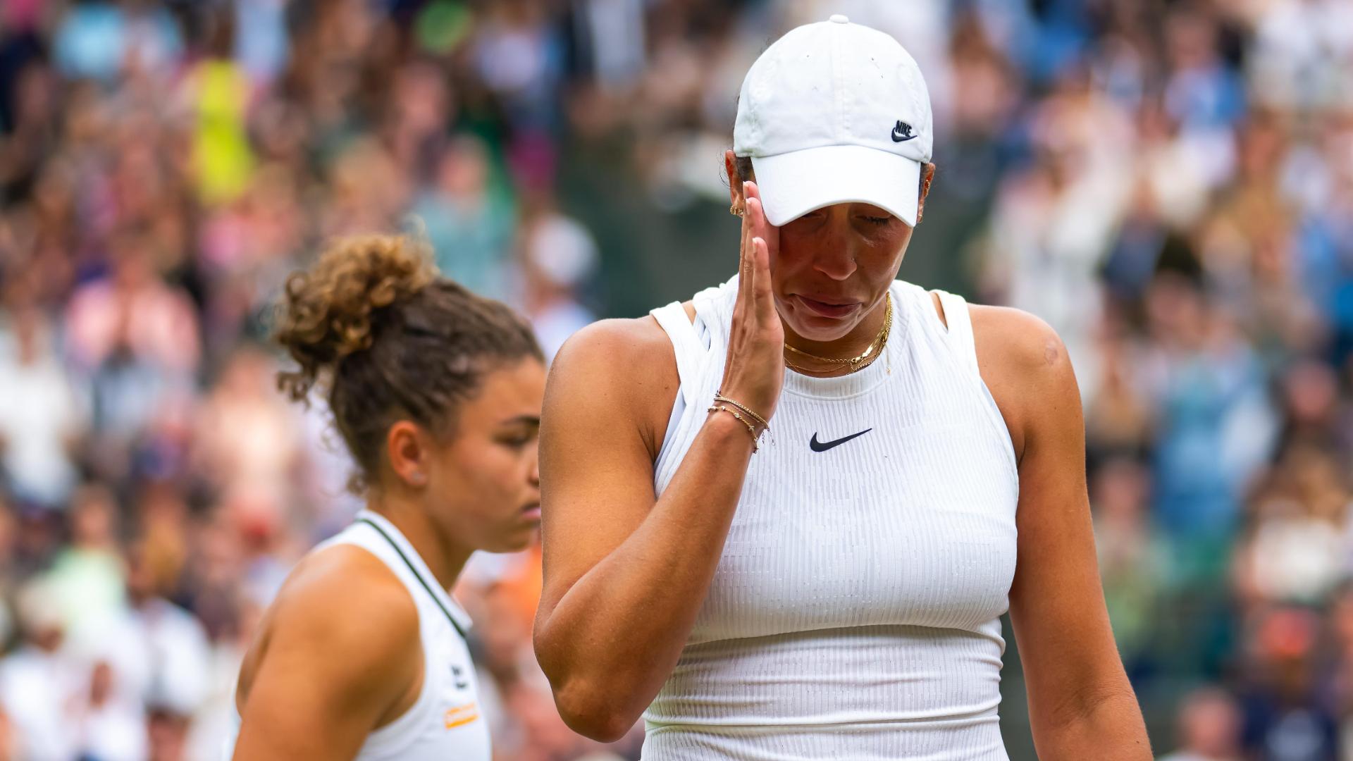 Madison Keys in tears after retiring in 3rd set with an injury