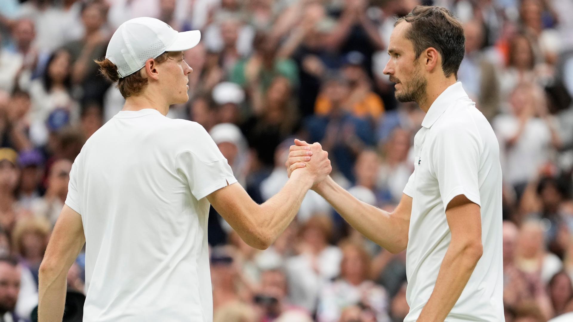 Medvedev outlasts Sinner in 5 sets to advance to Wimbledon semis