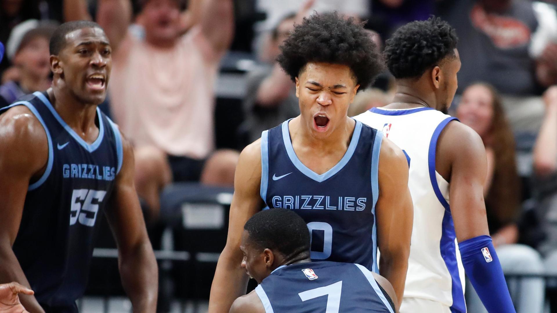 Jaylen Wells wins it for Grizzlies at the buzzer