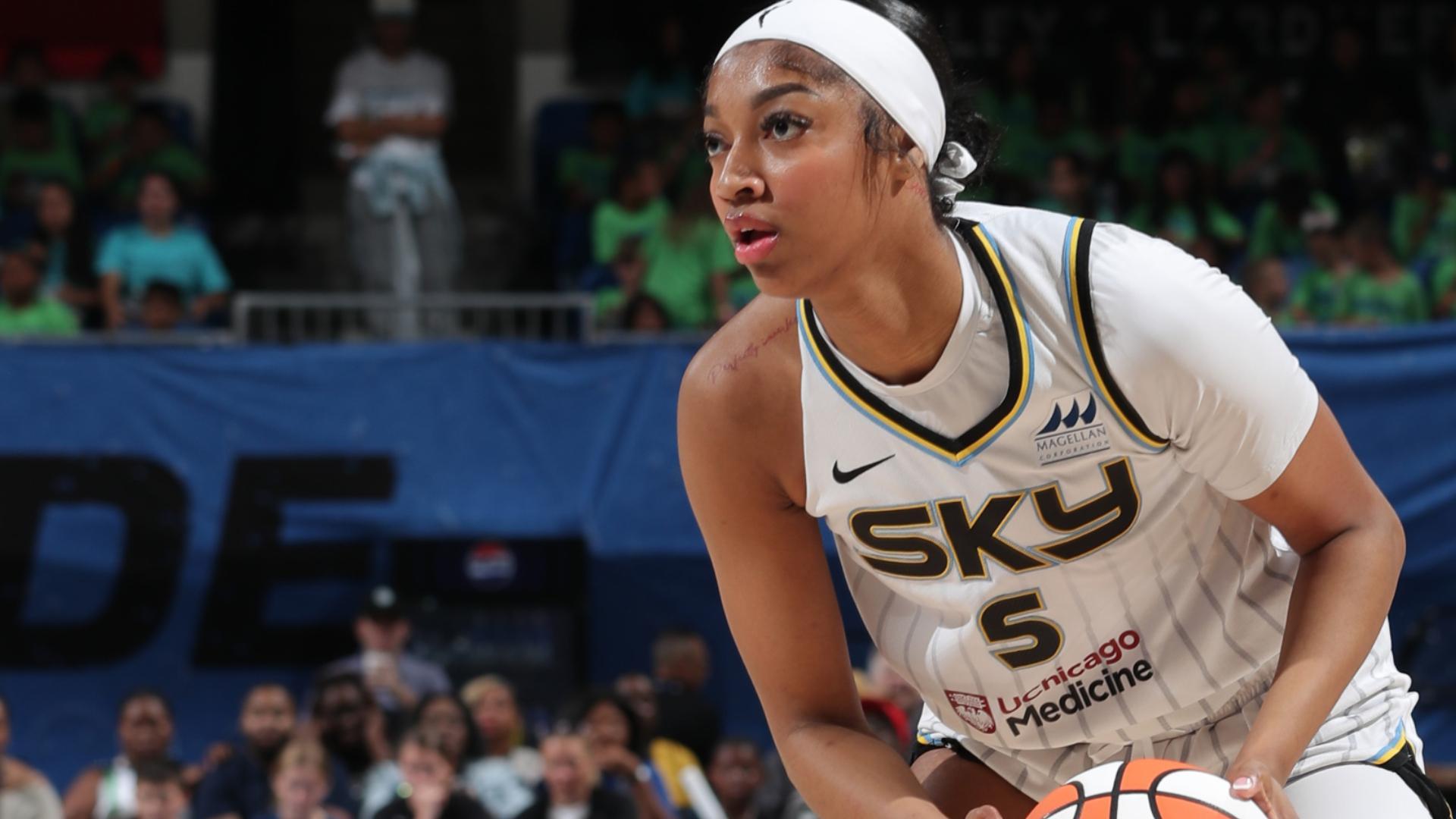Angel Reese extends WNBA record double-double streak to 14