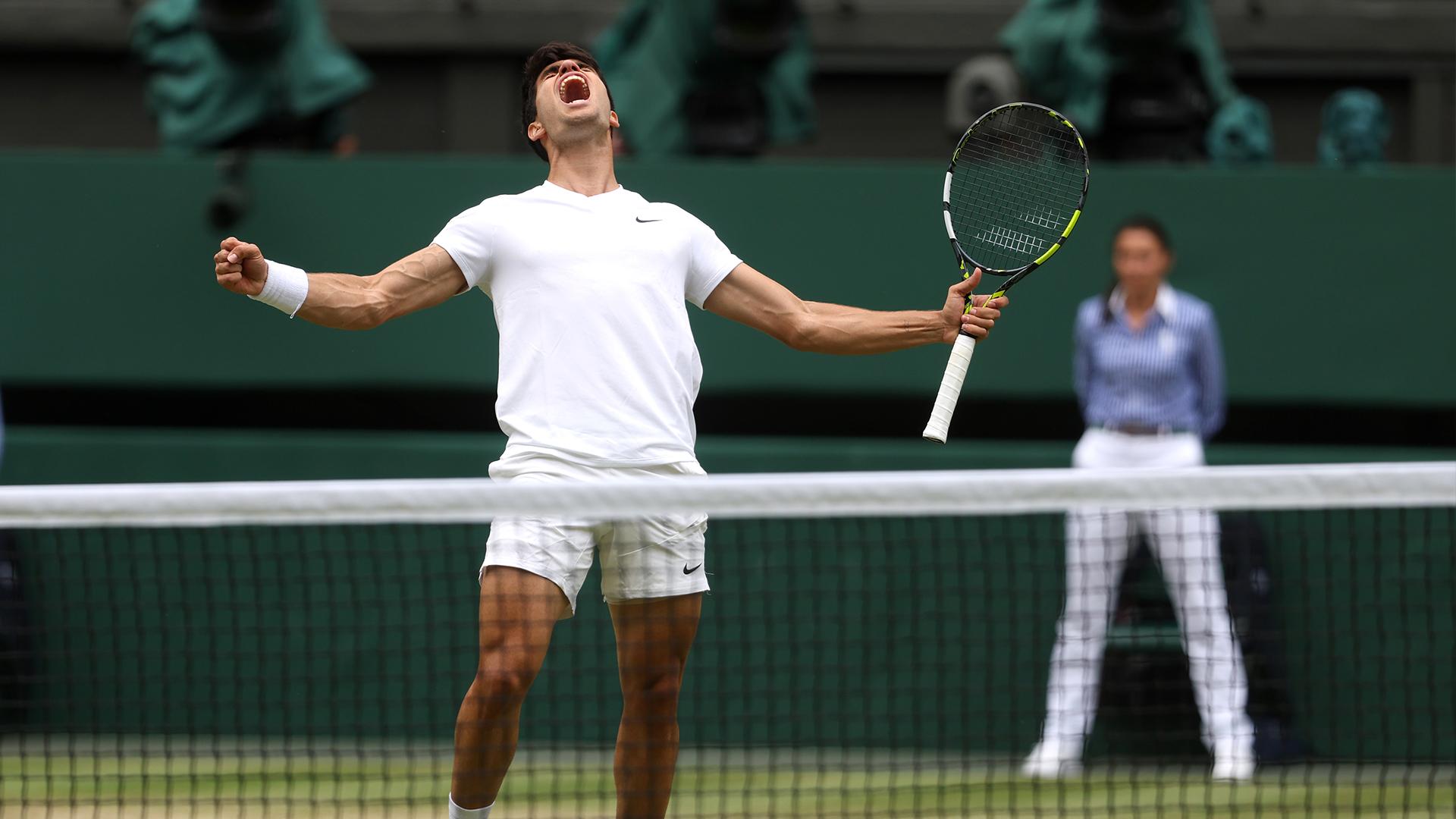 Alcaraz takes down Medvedev to advance to Wimbledon final
