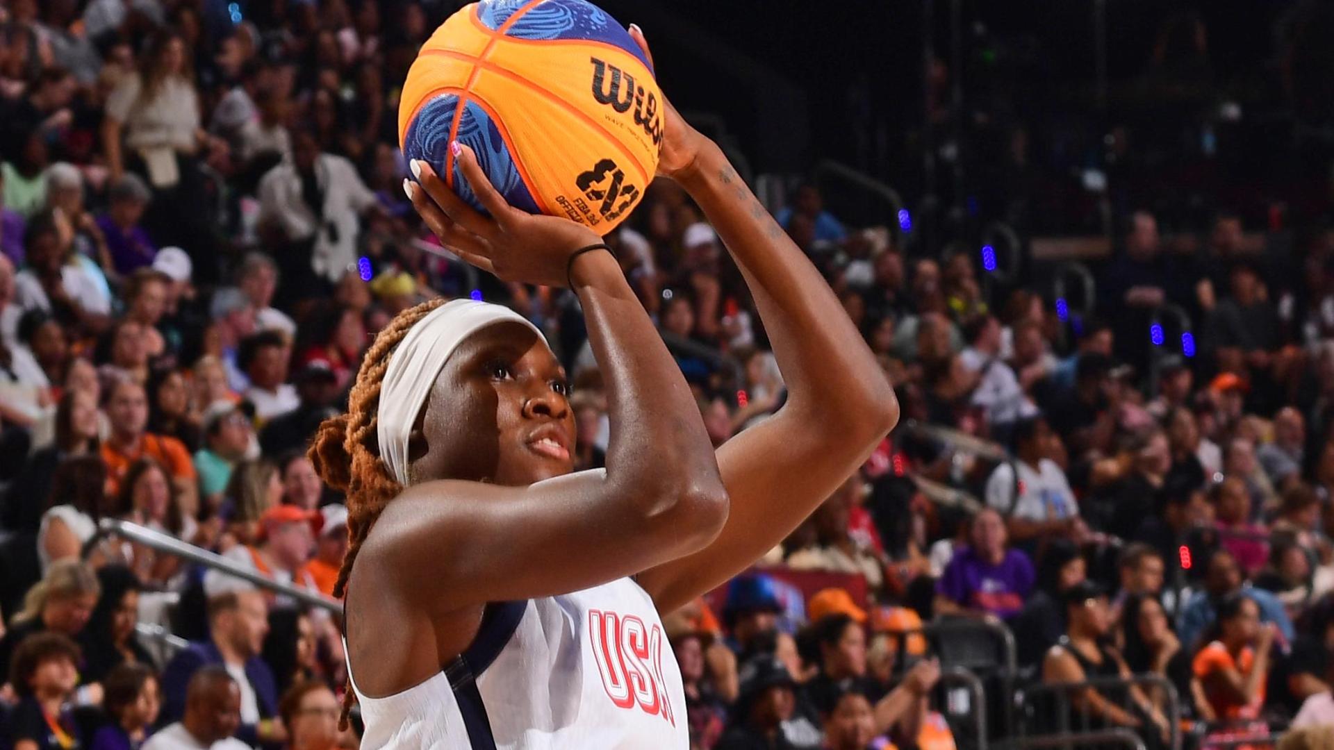 Rhyne Howard shows off her range to secure Team USA 3x3 victory