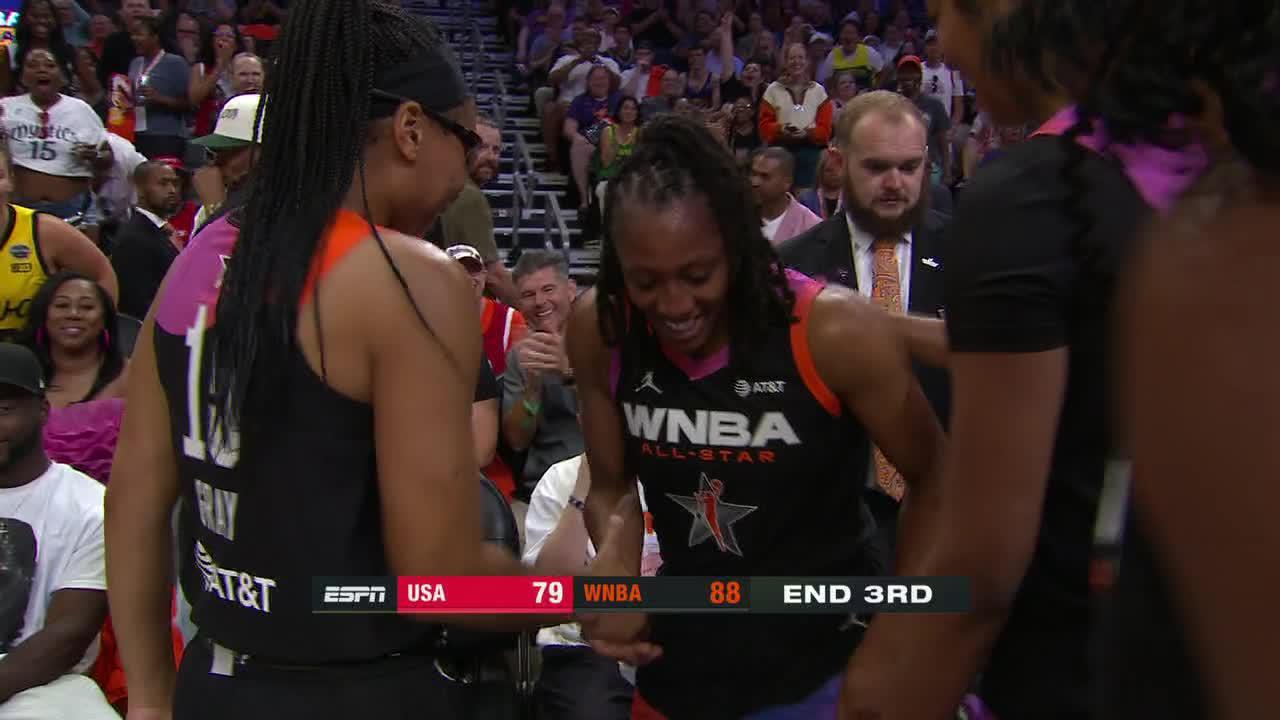 Kelsey Mitchell's buzzer-beater ends 3rd quarter in style for Team WNBA