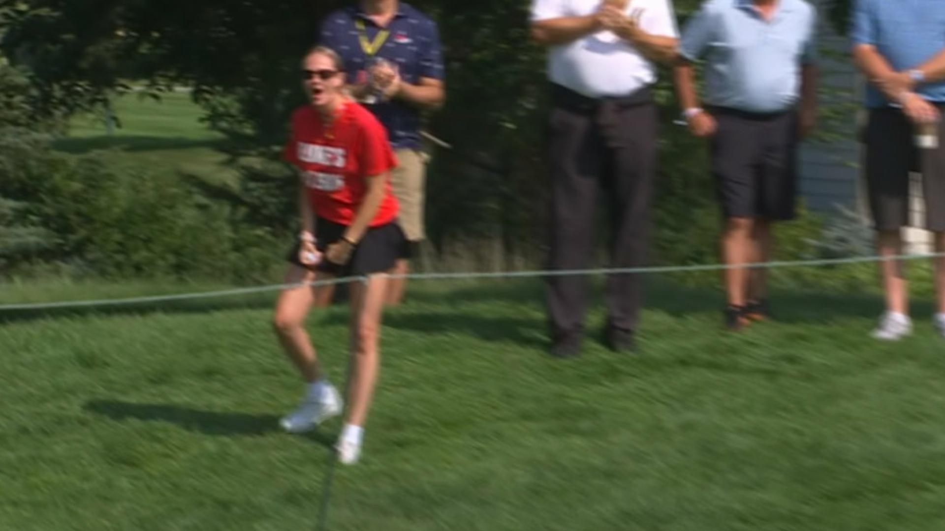 'Let's go!' Luke Clanton's sister is pumped up after par save