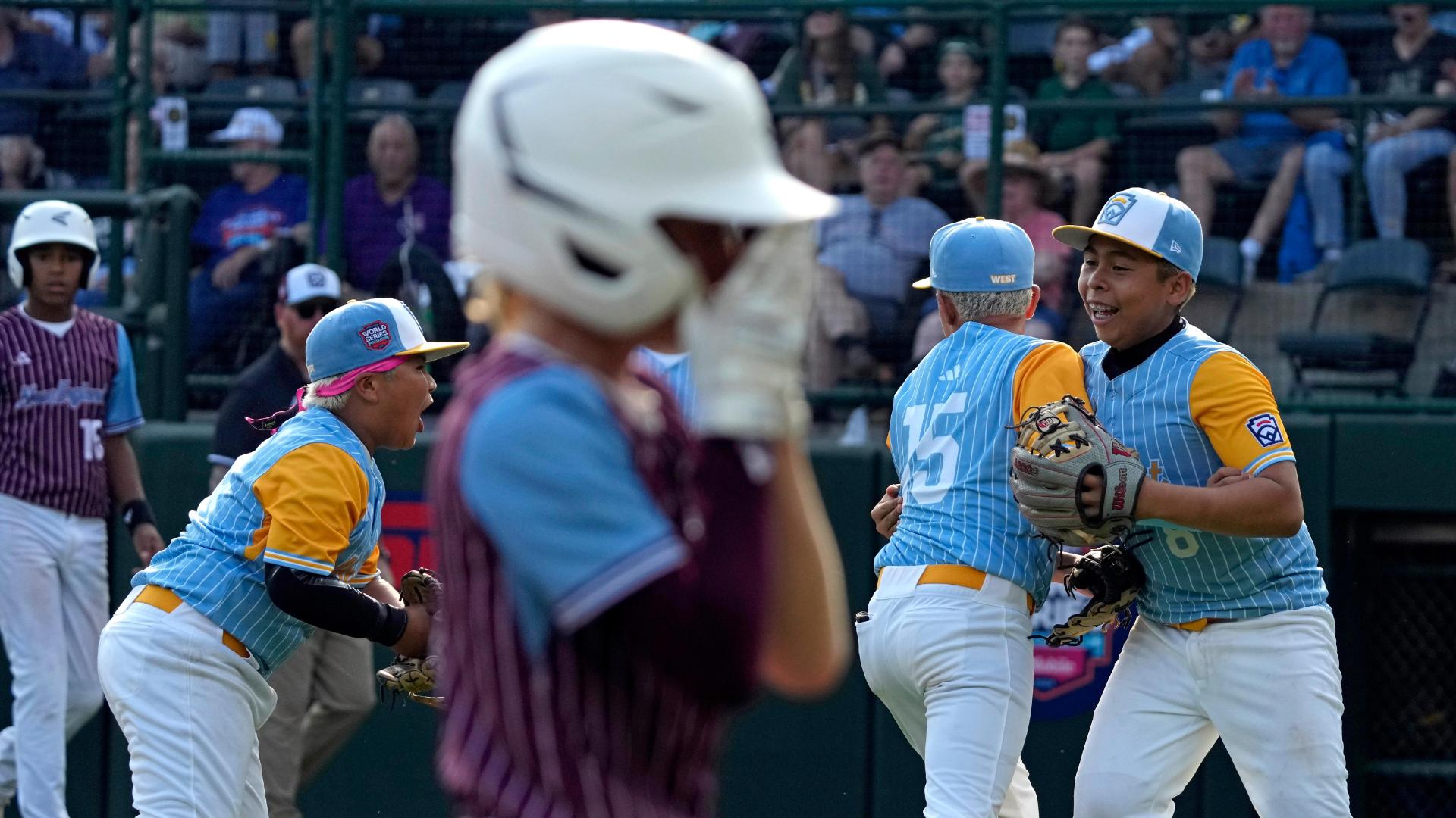 Eassie Miller seals Hawai'i win with great solo double play