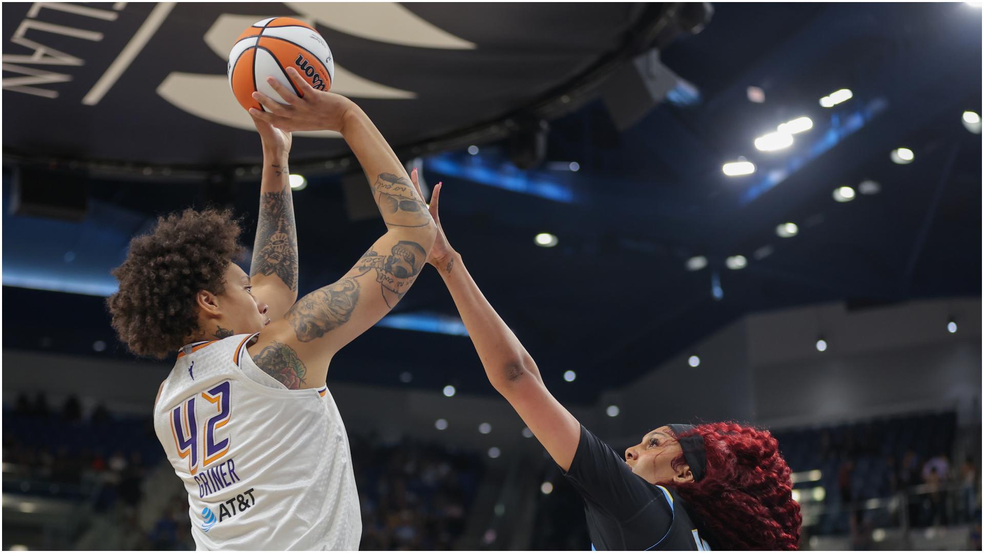 Brittney Griner lifts Mercury with 23 points in win over Sky