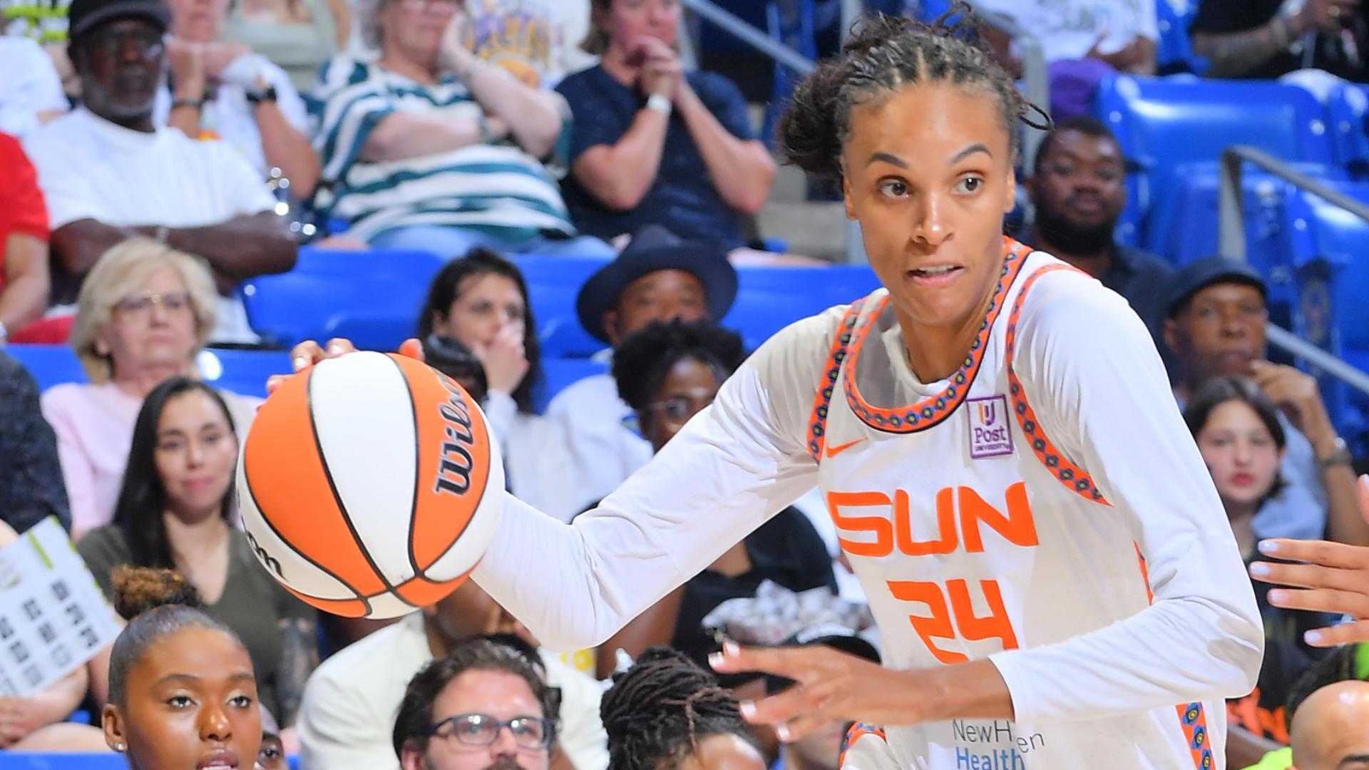 DeWanna Bonner's 29-point game leads Sun to victory