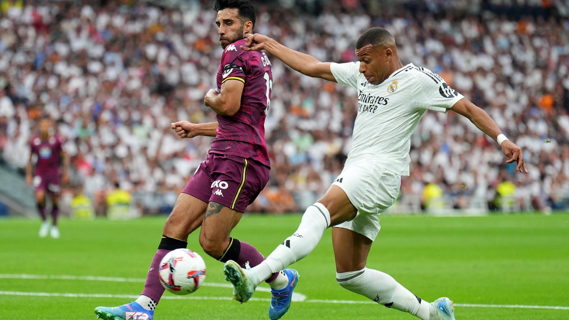 Kylian Mbappé's volley is parried away