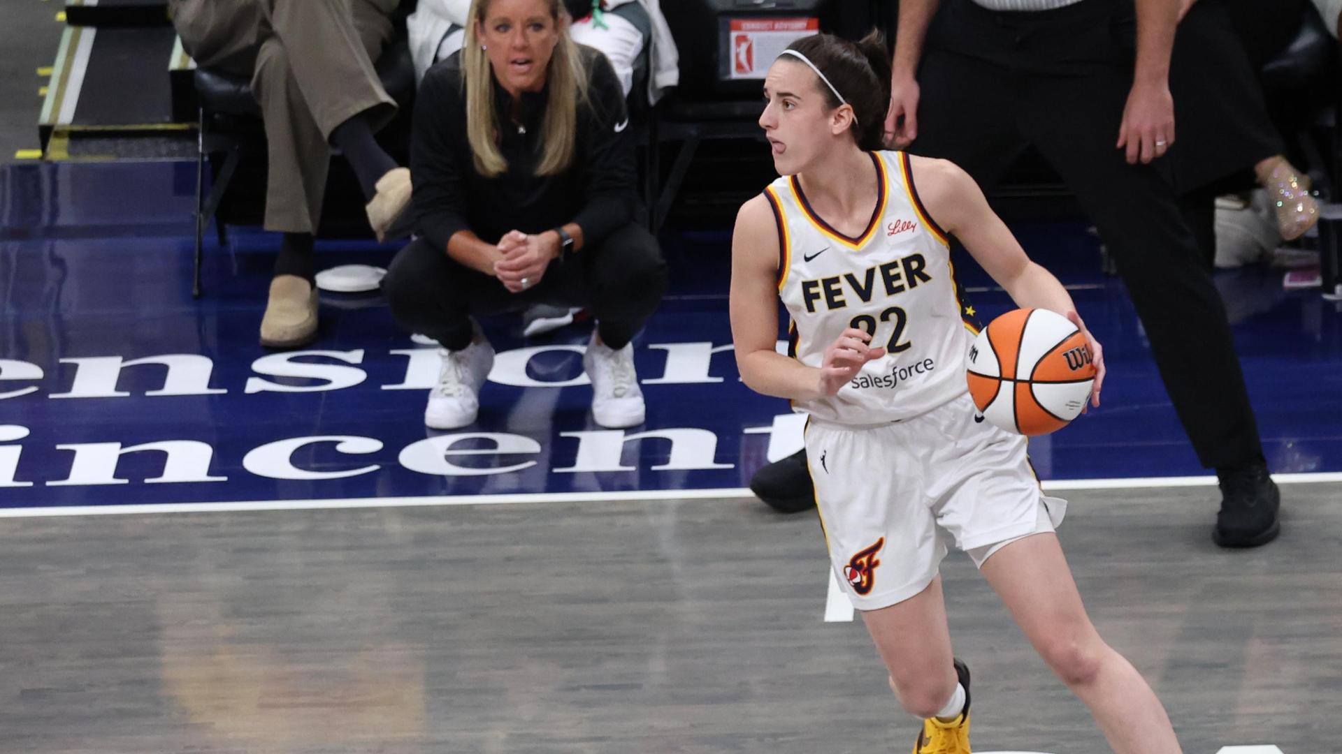 Caitlin Clark sets WNBA rookie 3-point record