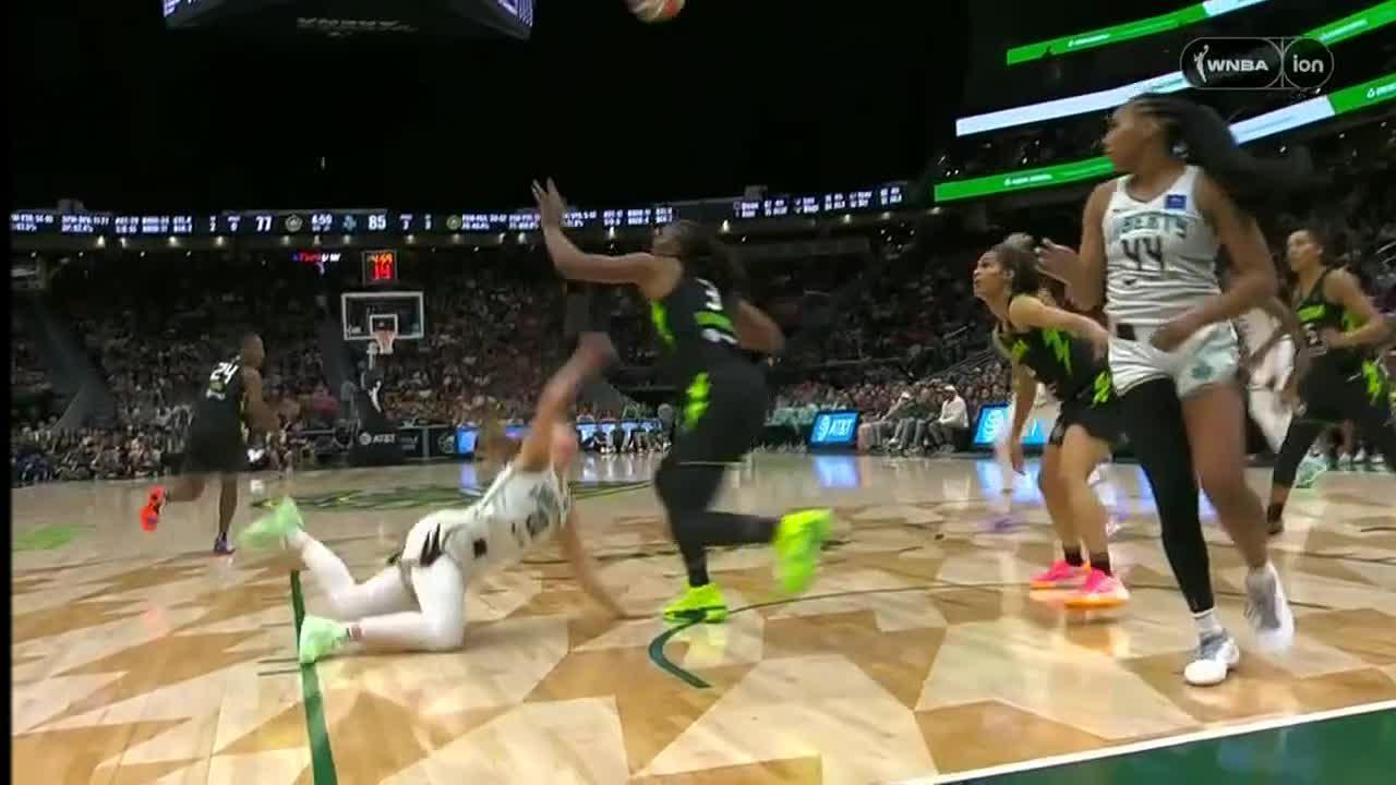 Sabrina Ionescu somehow makes this bucket from the floor