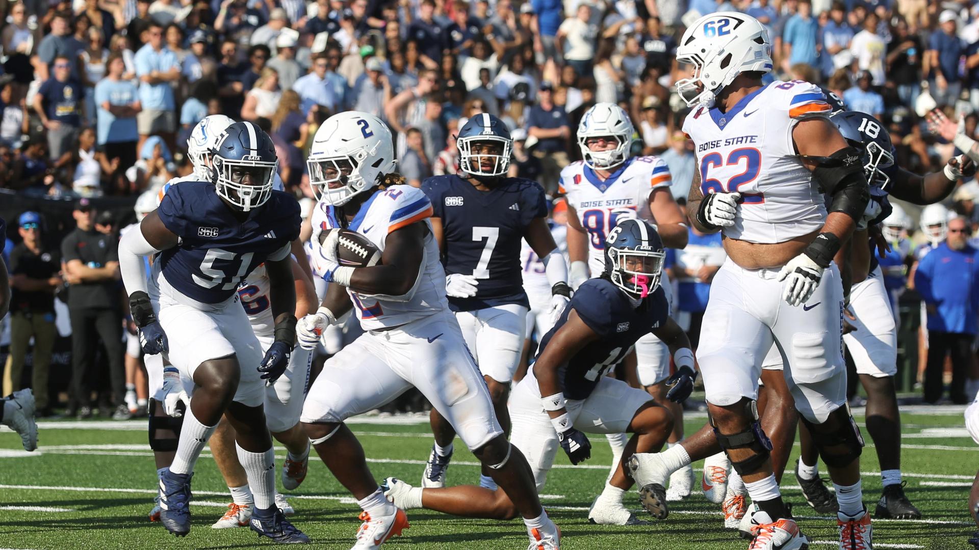 Boise State's Ashton Jeanty runs for 267 yards and 6 TDs in win