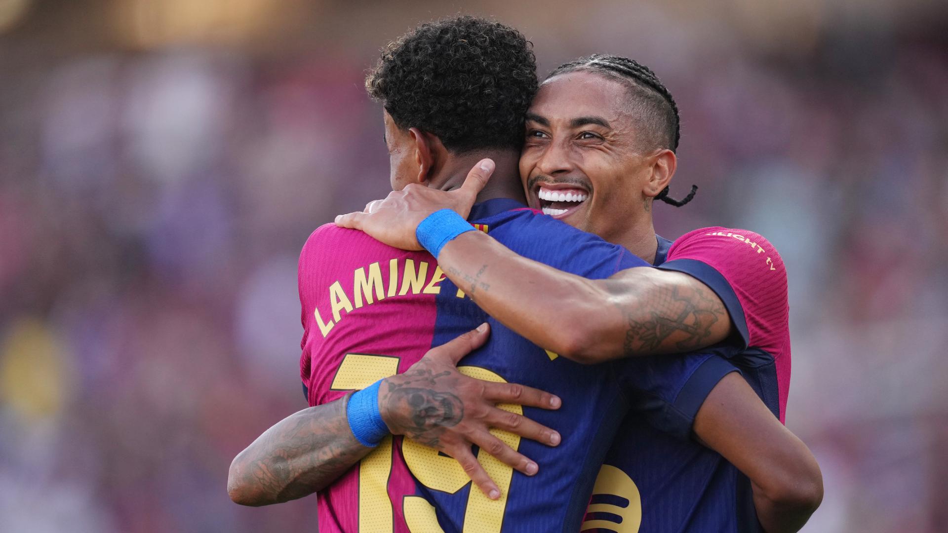 Raphinha stars as Barcelona thrash Valladolid 7-0