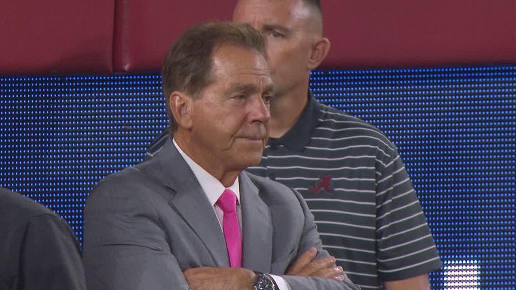 Nick Saban shakes his head over 4th O-line penalty in 1st half