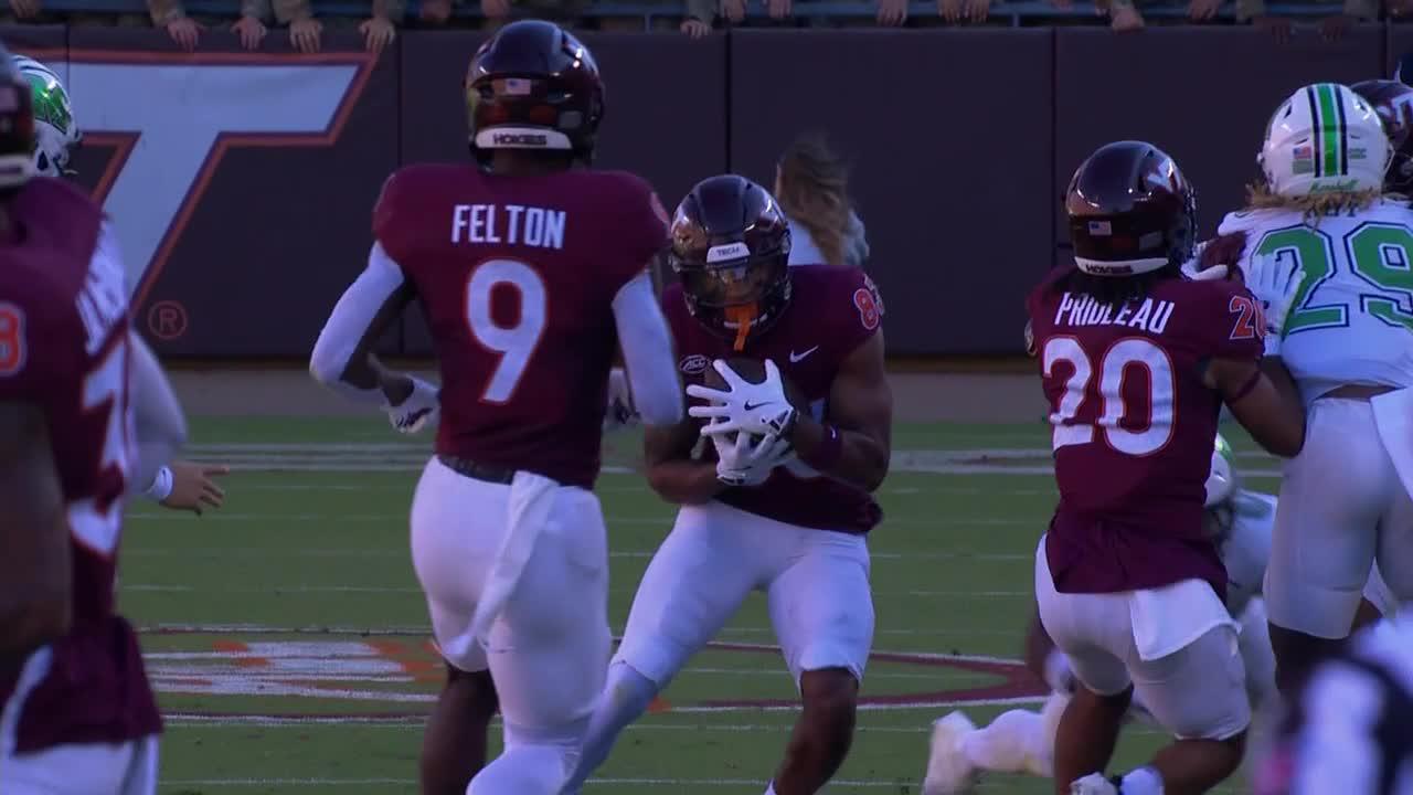 Jaylin Lane goes 58 yards on punt return for Virginia Tech TD