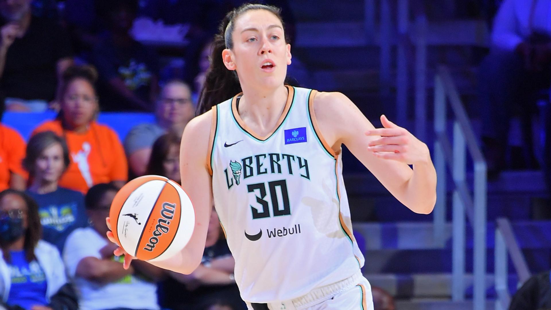 Breanna Stewart's 27 points propel Liberty past Wings