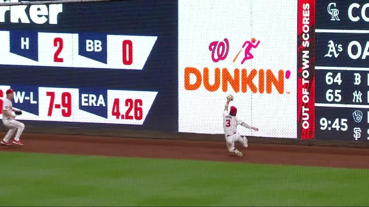 Dylan Crews makes an incredible grab