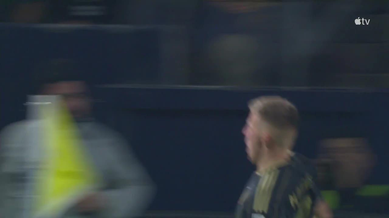 Mateusz Bogusz finds the back of the net for LAFC