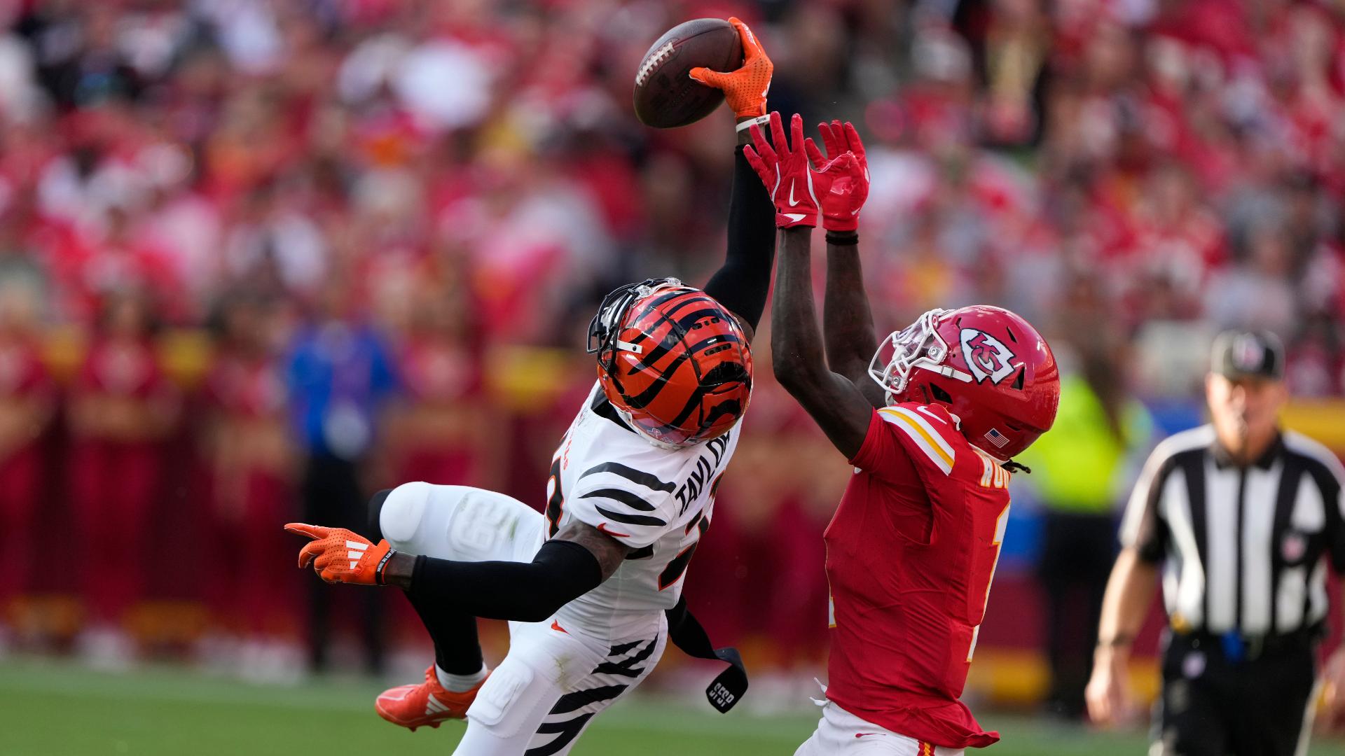 Cam Taylor-Britt makes unreal one-handed INT for the Bengals