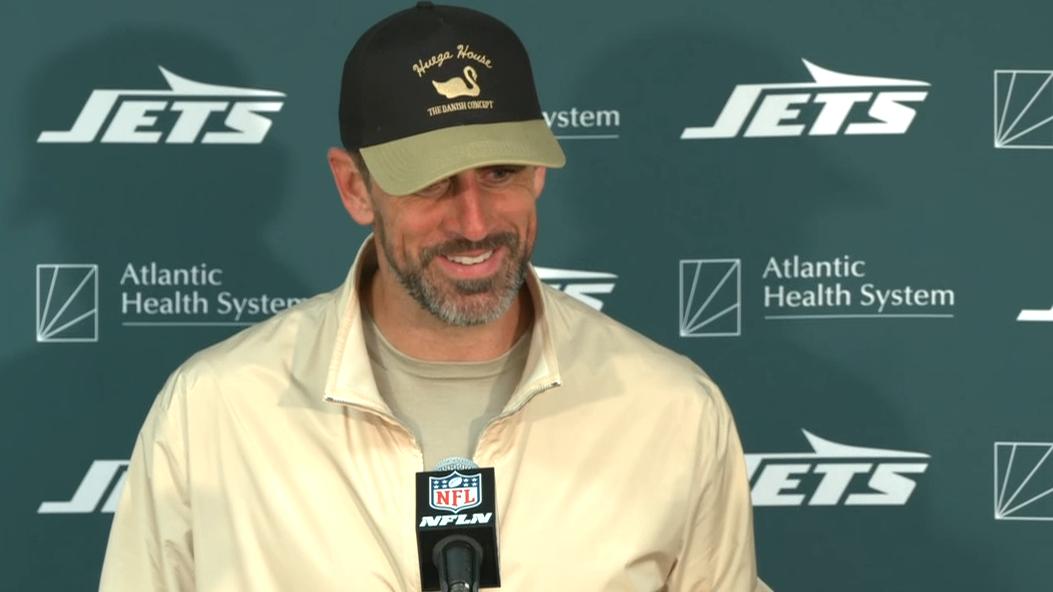 Rodgers jokes that win over Titans is technically his 2nd with Jets