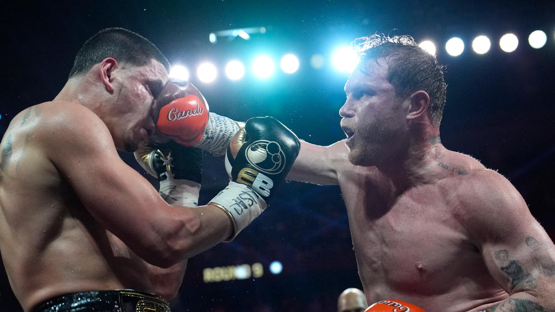 Canelo Alvarez dominates, retains belts in front of sold-out crowd