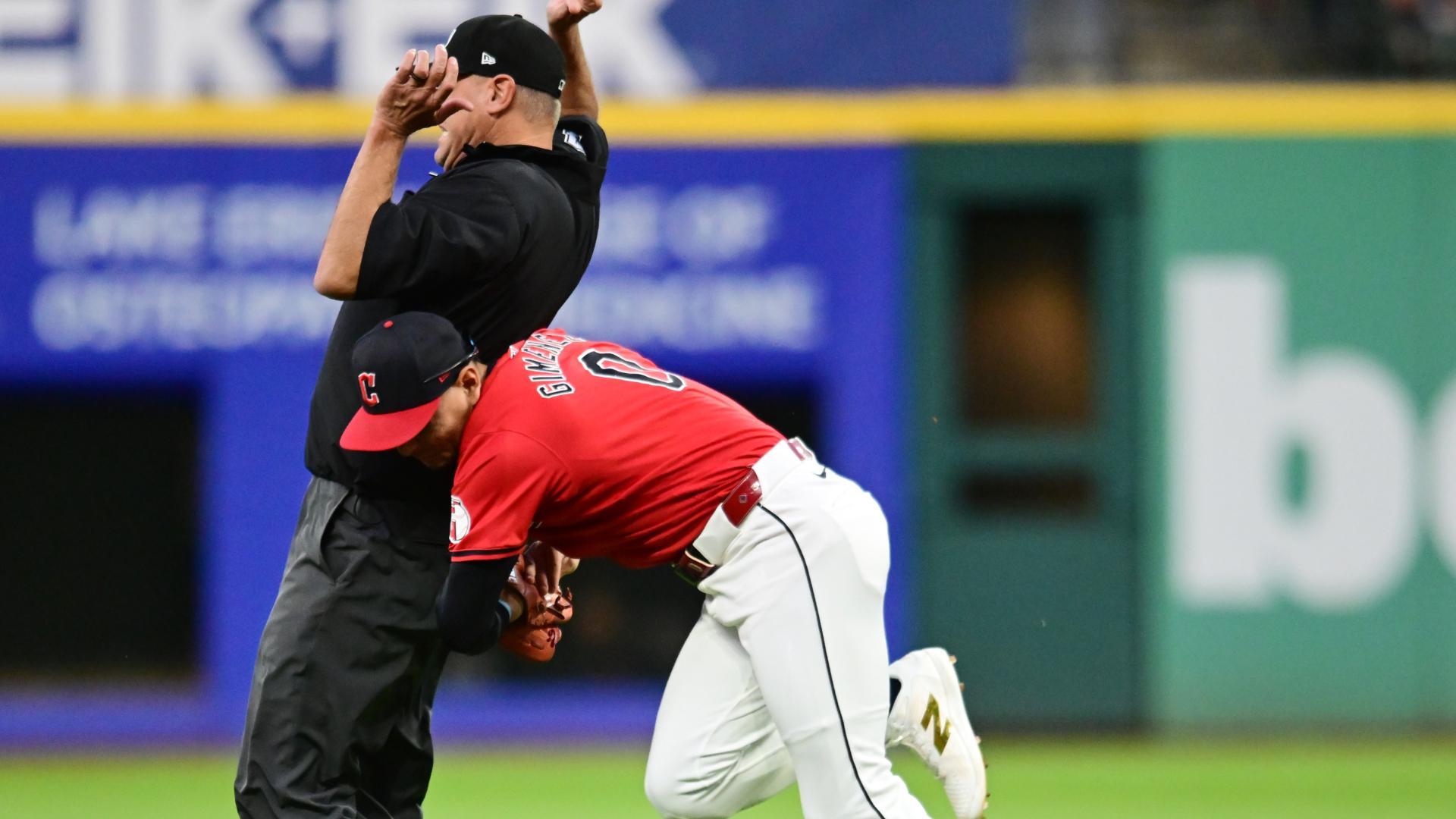 Guardians' series of unfortunate events leads to 2 runs for Twins