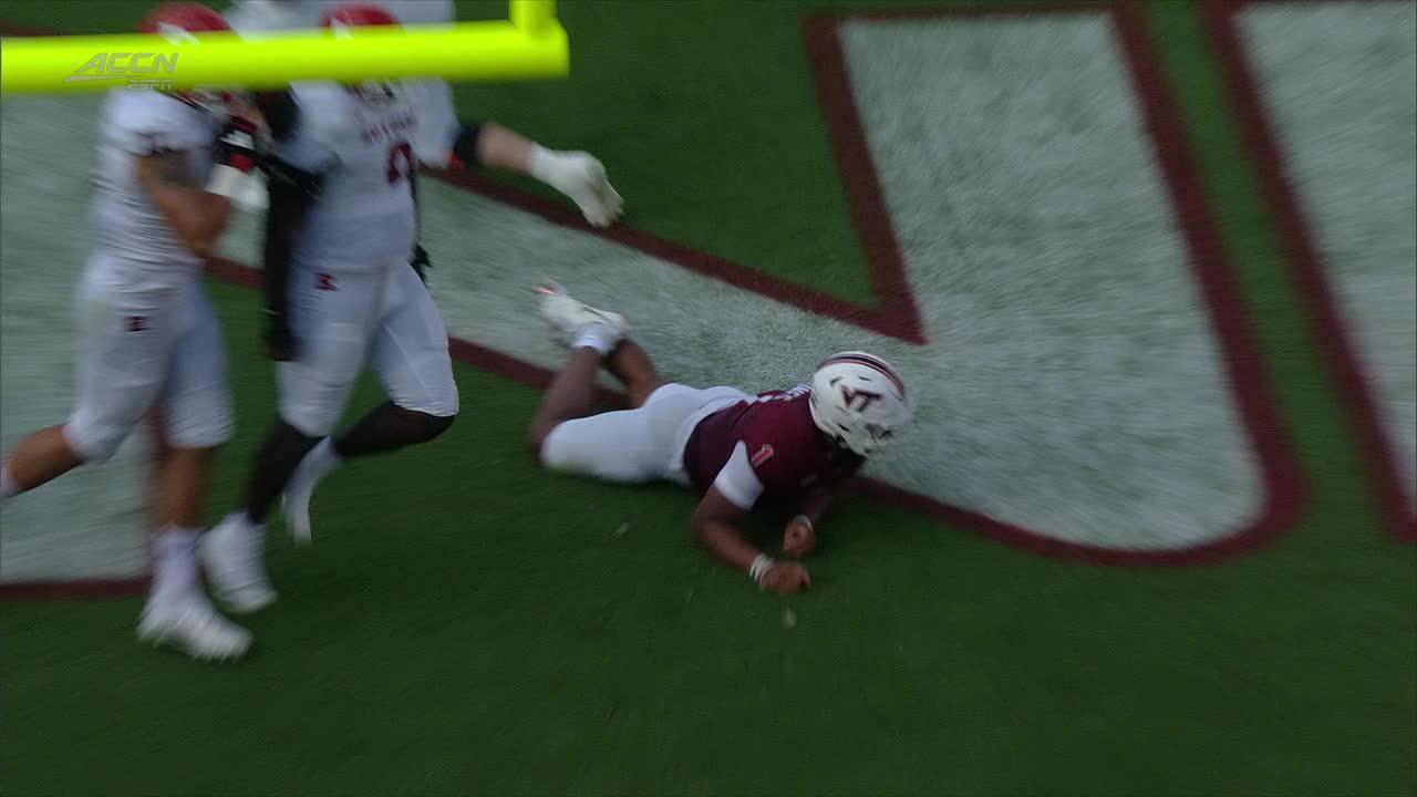 Virginia Tech QB throws ball out of his own end zone for safety