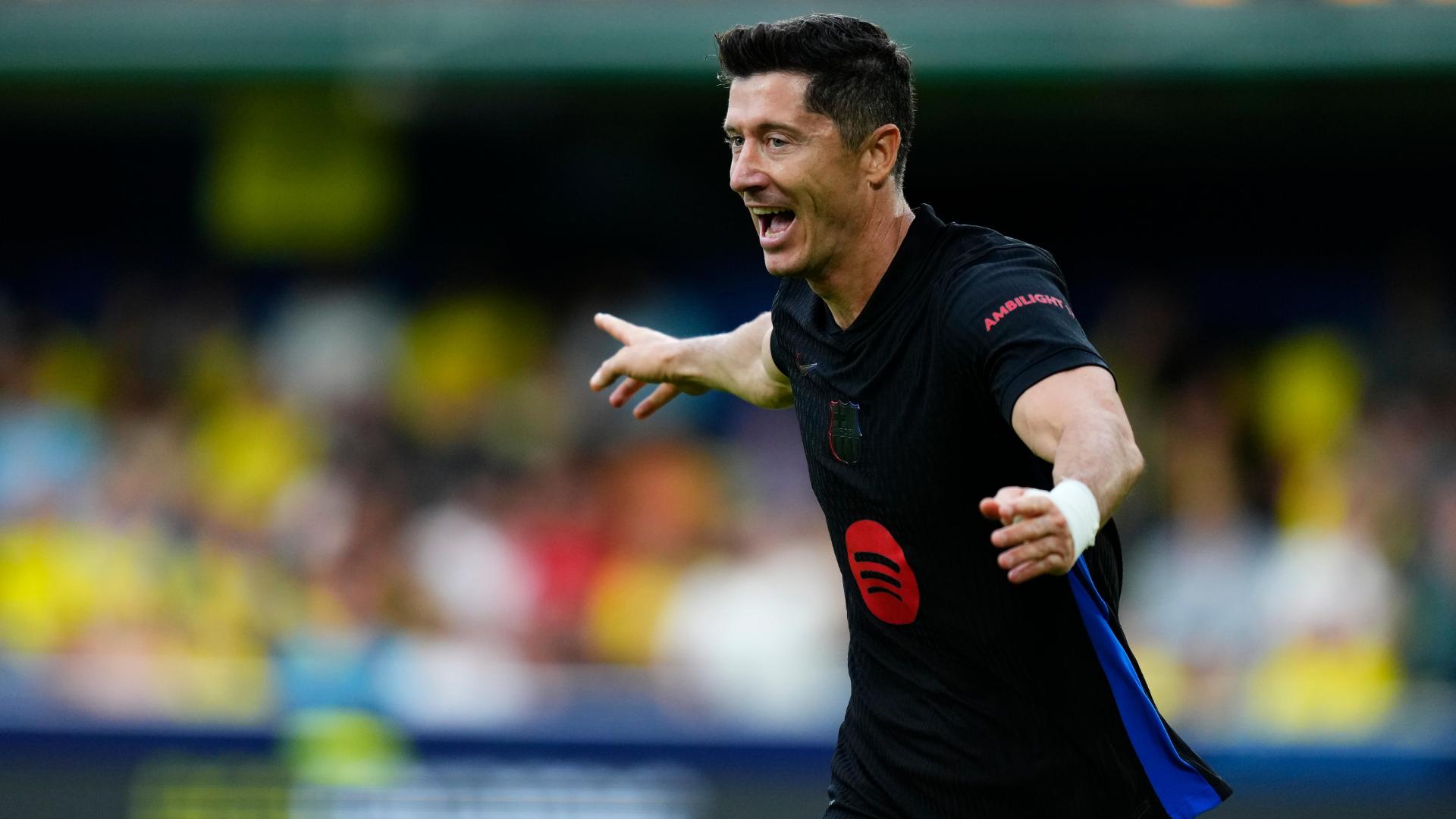 Lewandowski breaks the deadlock for Barcelona