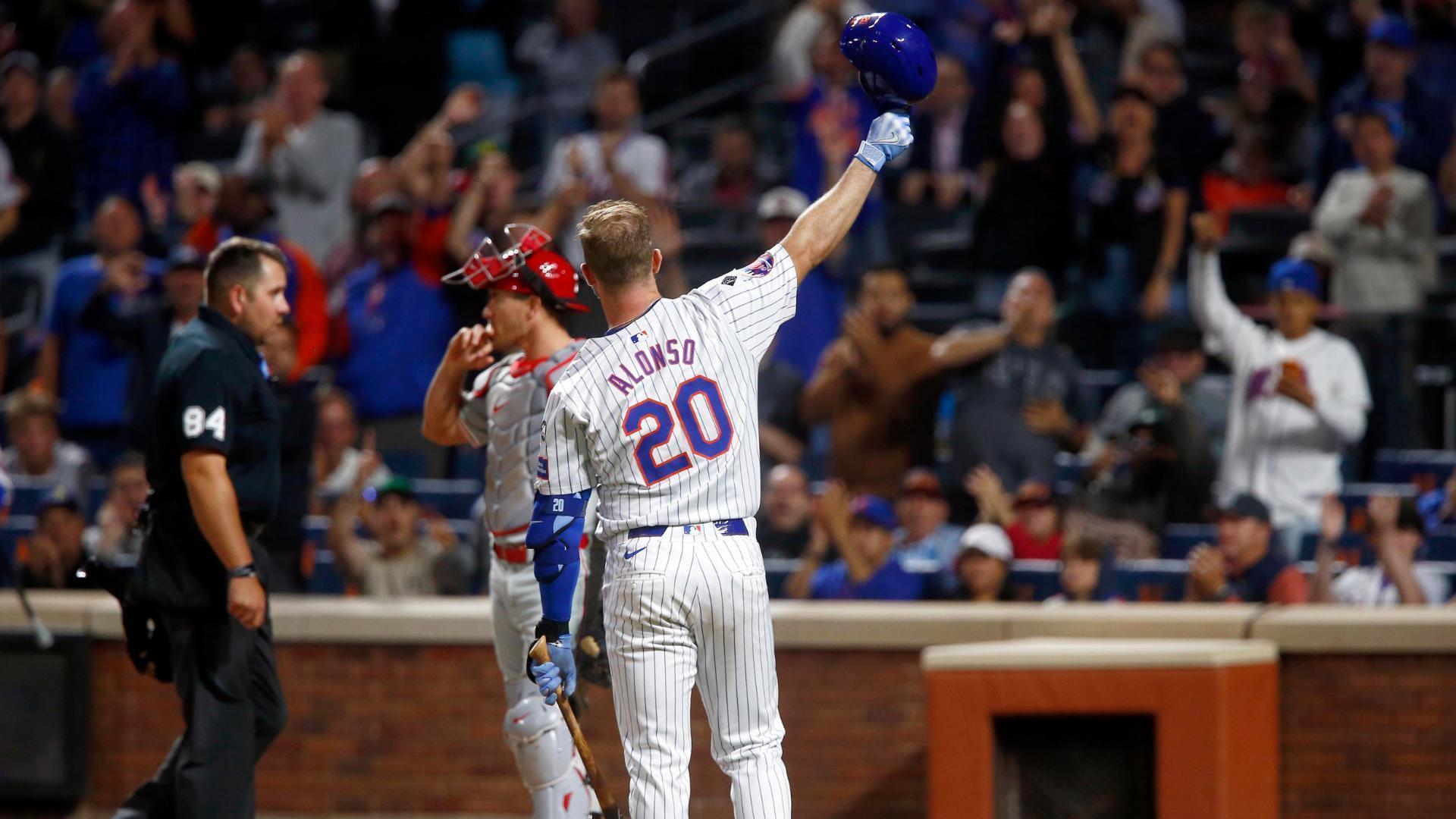 Pete Alonso receives standing ovation from Mets crowd