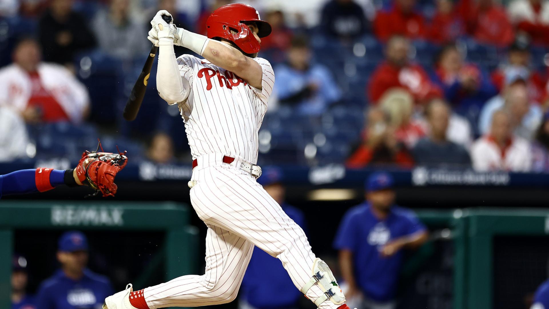 Bryce Harper blasts his 30th HR of the season for Phillies