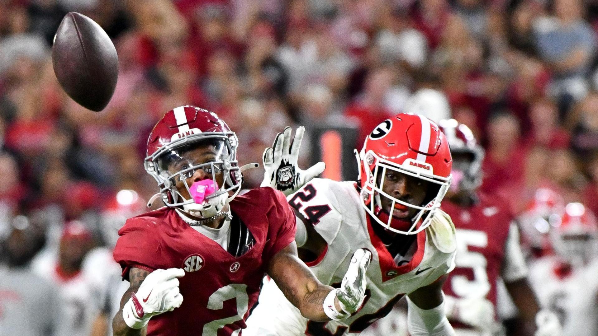 Ryan Williams makes preposterous, bobbling catch for Alabama