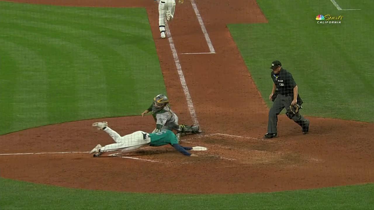 Mariners walk it off in 10th