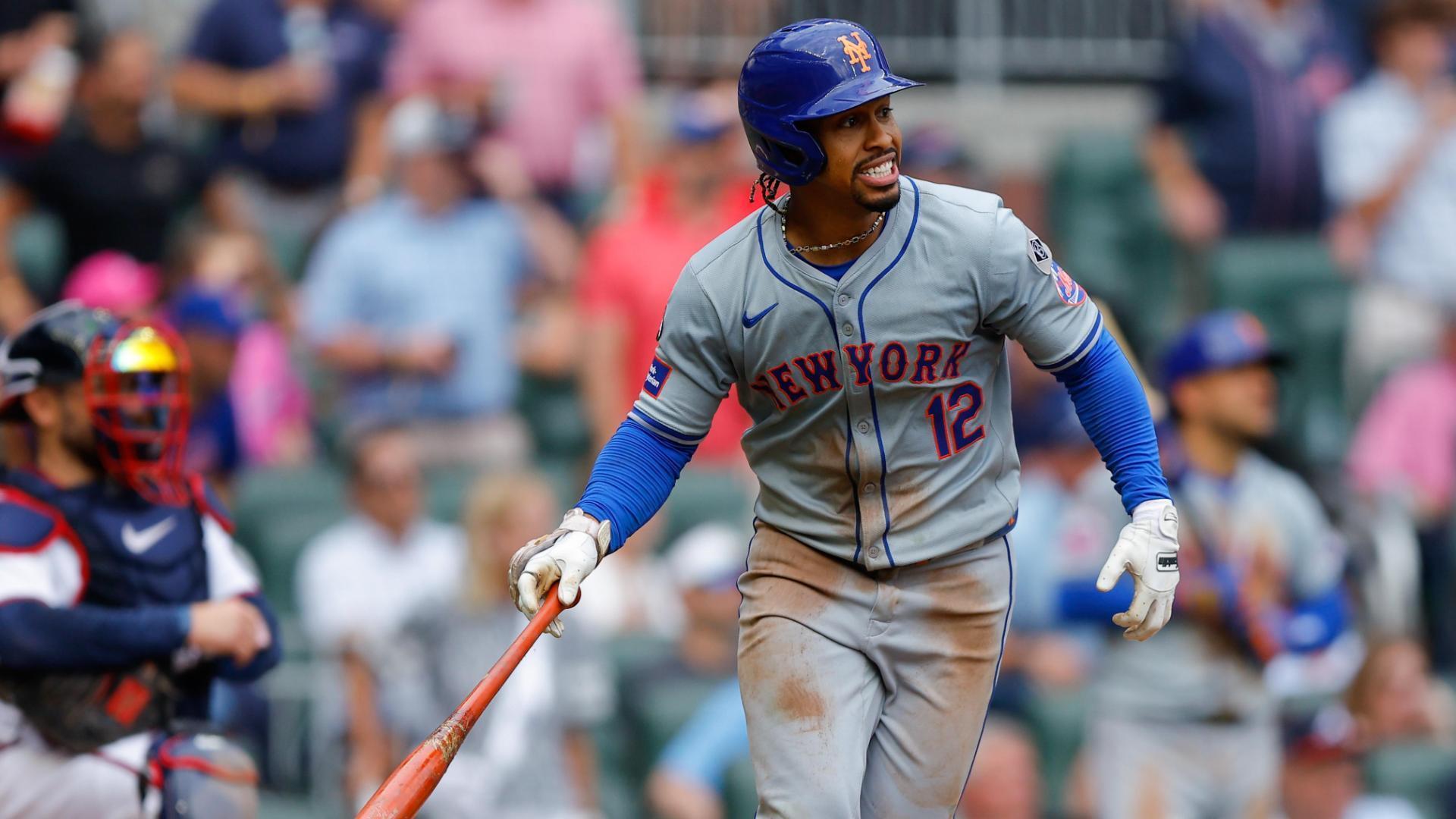 Francisco Lindor clobbers a 2-run HR in the 9th inning to retake the lead for the Mets