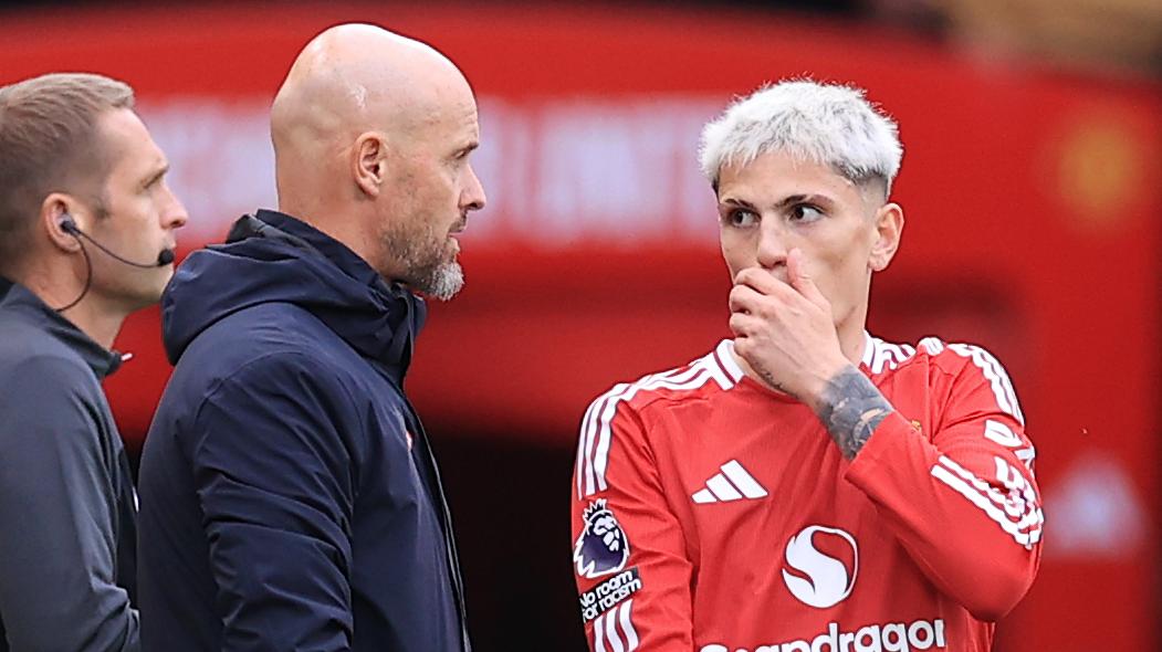 Is Manchester United's slow start on the players or Ten Hag?