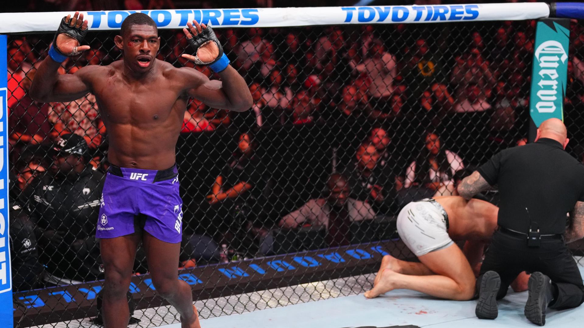 Joaquin Buckley knocks out Stephen Thompson for big win at UFC 307
