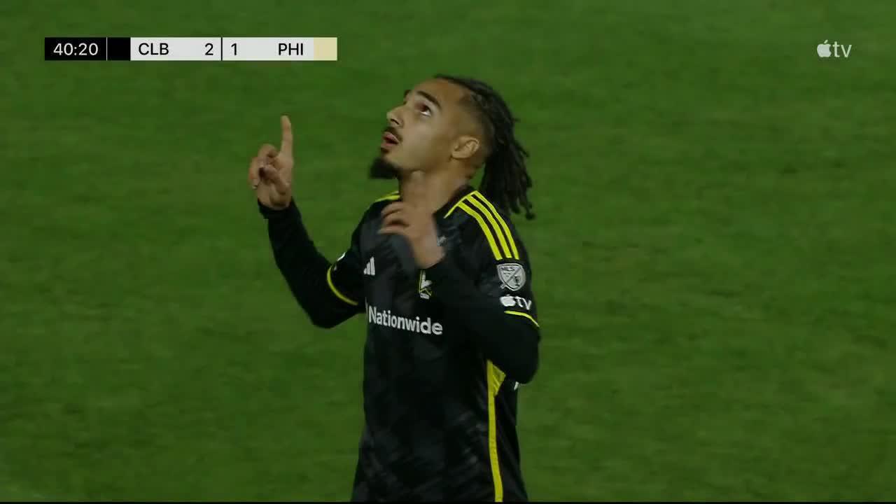 Mohamed Farsi makes it 2-1 Crew