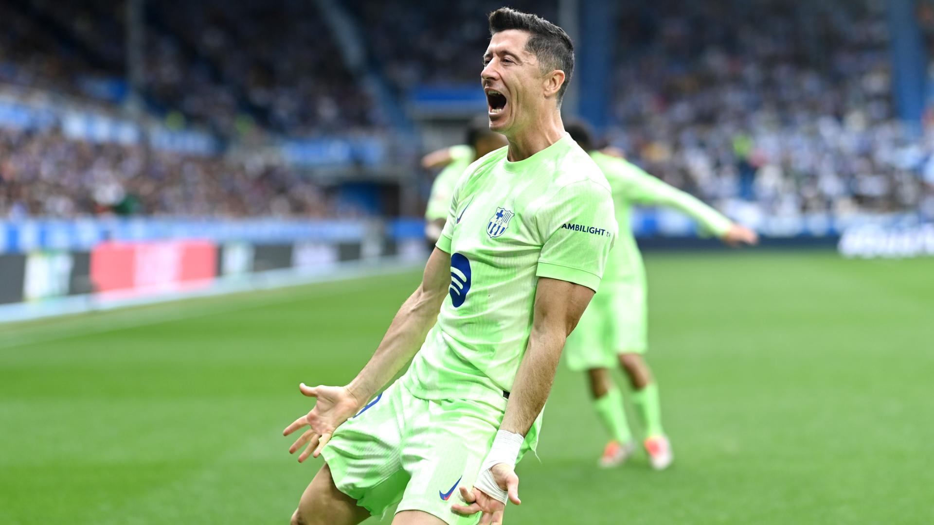 Robert Lewandowski scores first-half hat trick for Barca