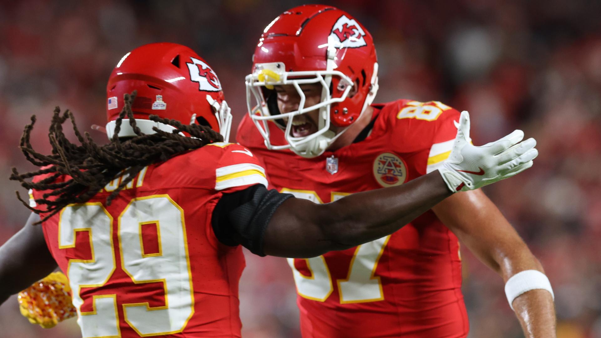 Kareem Hunt plows into the end zone to put the Chiefs on the board