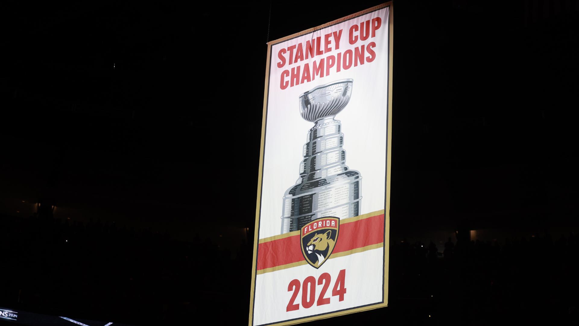 Panthers unveil Stanley Cup banner before season opener