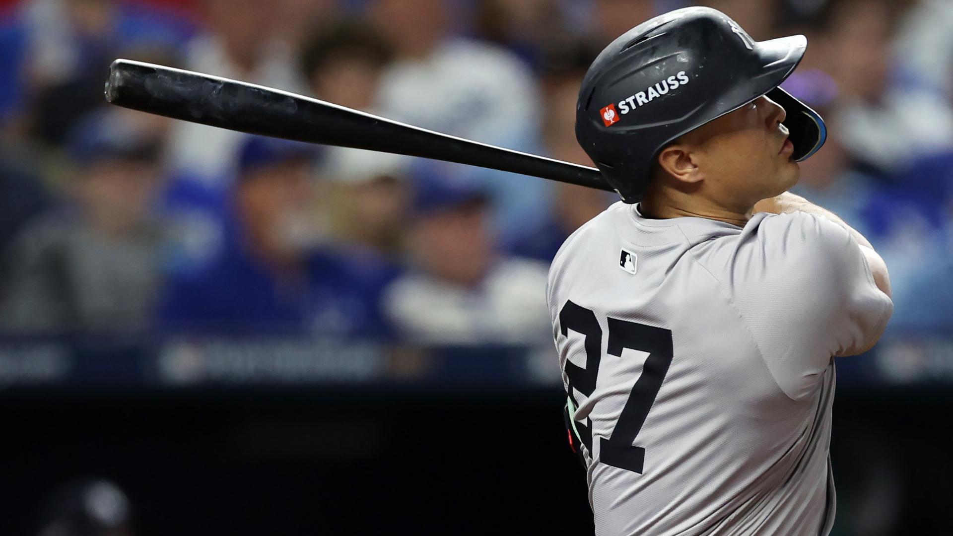 Giancarlo Stanton puts Yankees ahead with towering 417-foot HR