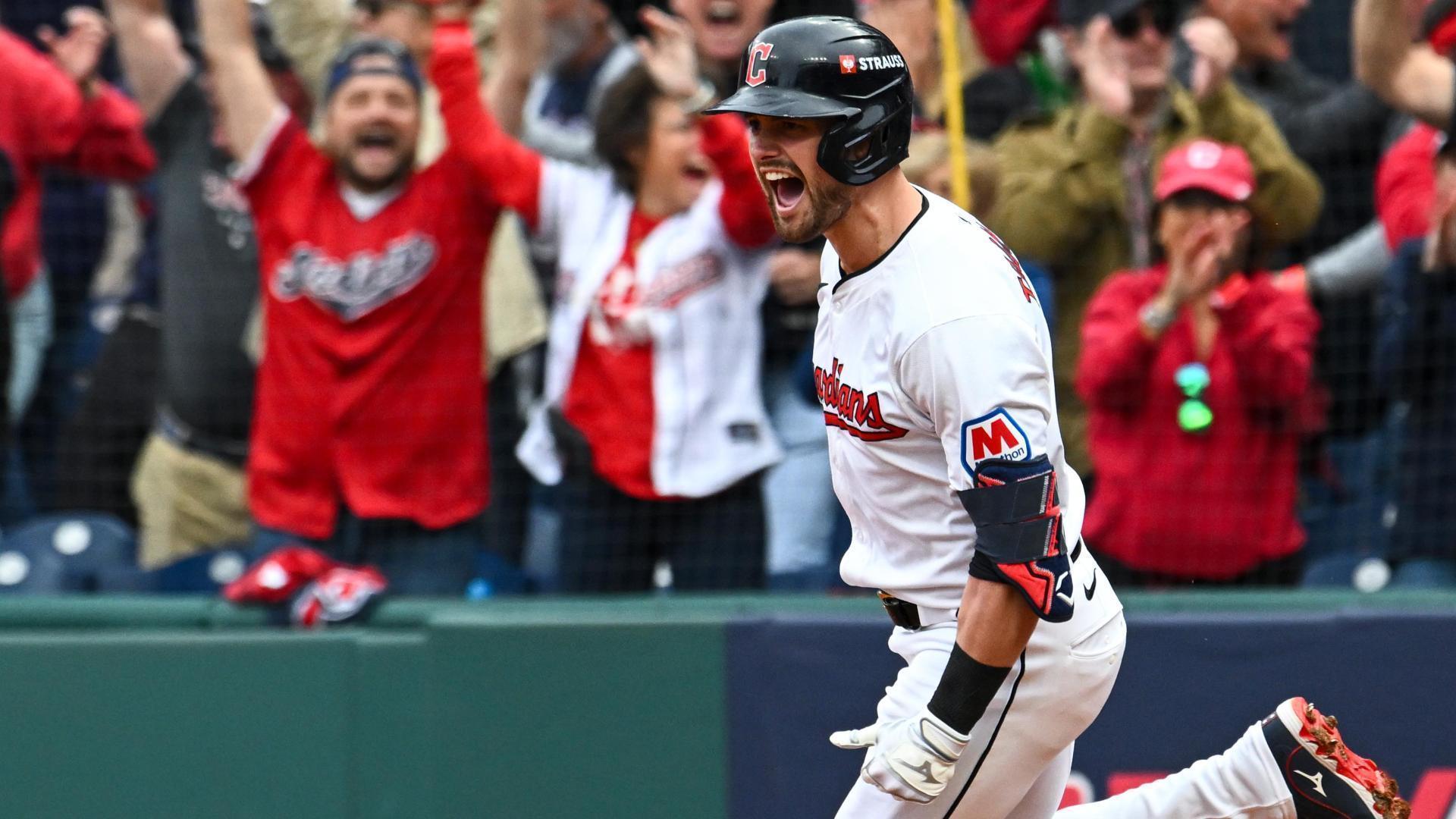 Lane Thomas smashes grand slam to send Progressive Field wild