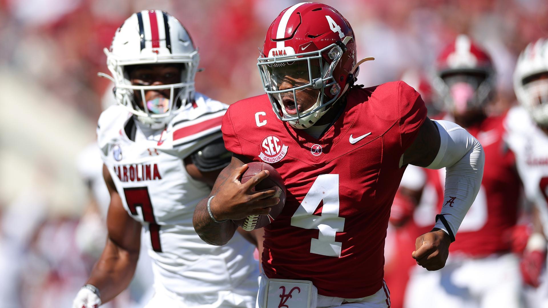 Alabama survives South Carolina after chaotic finish