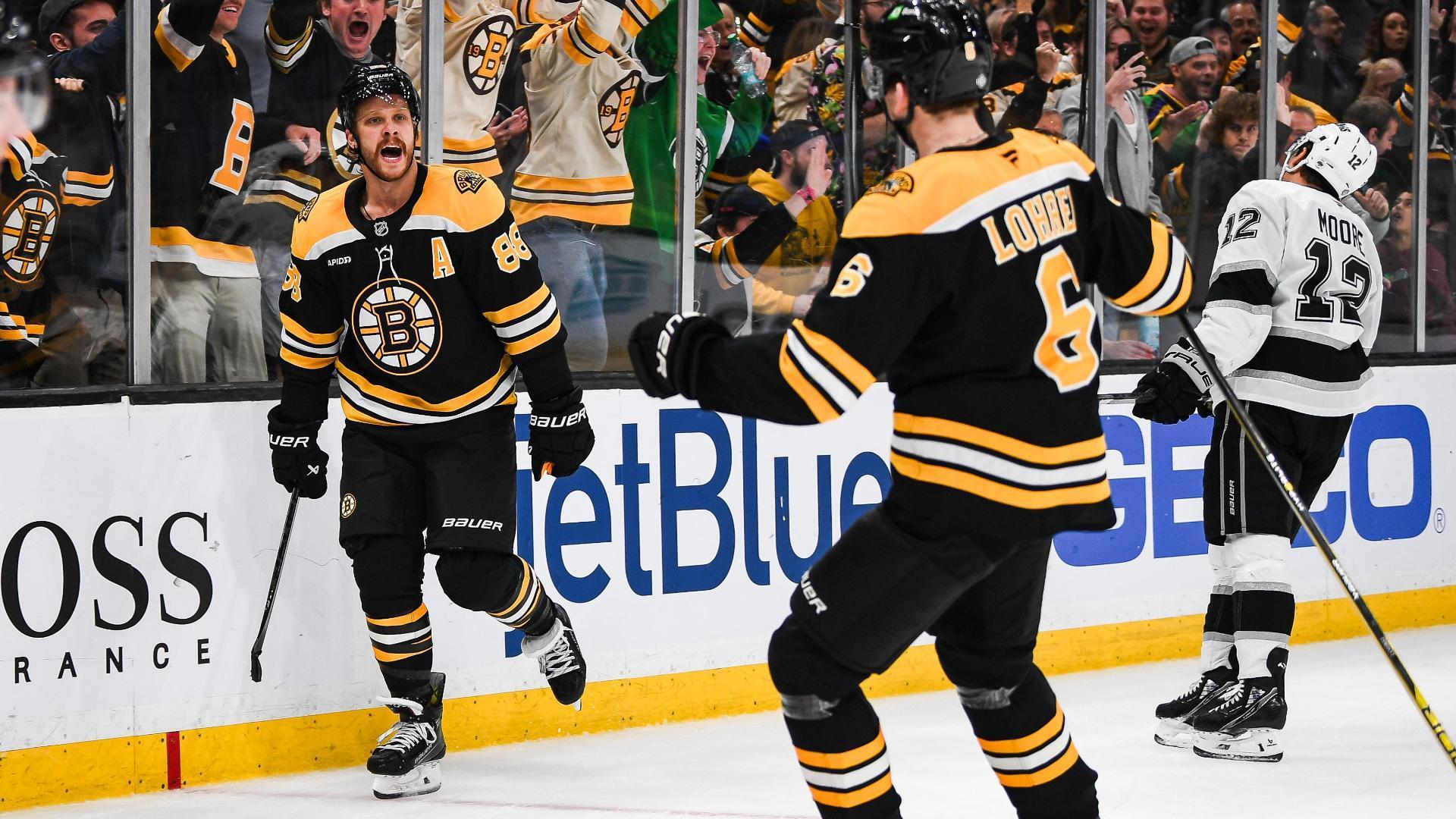 David Pastrnak wins it in OT for the Bruins