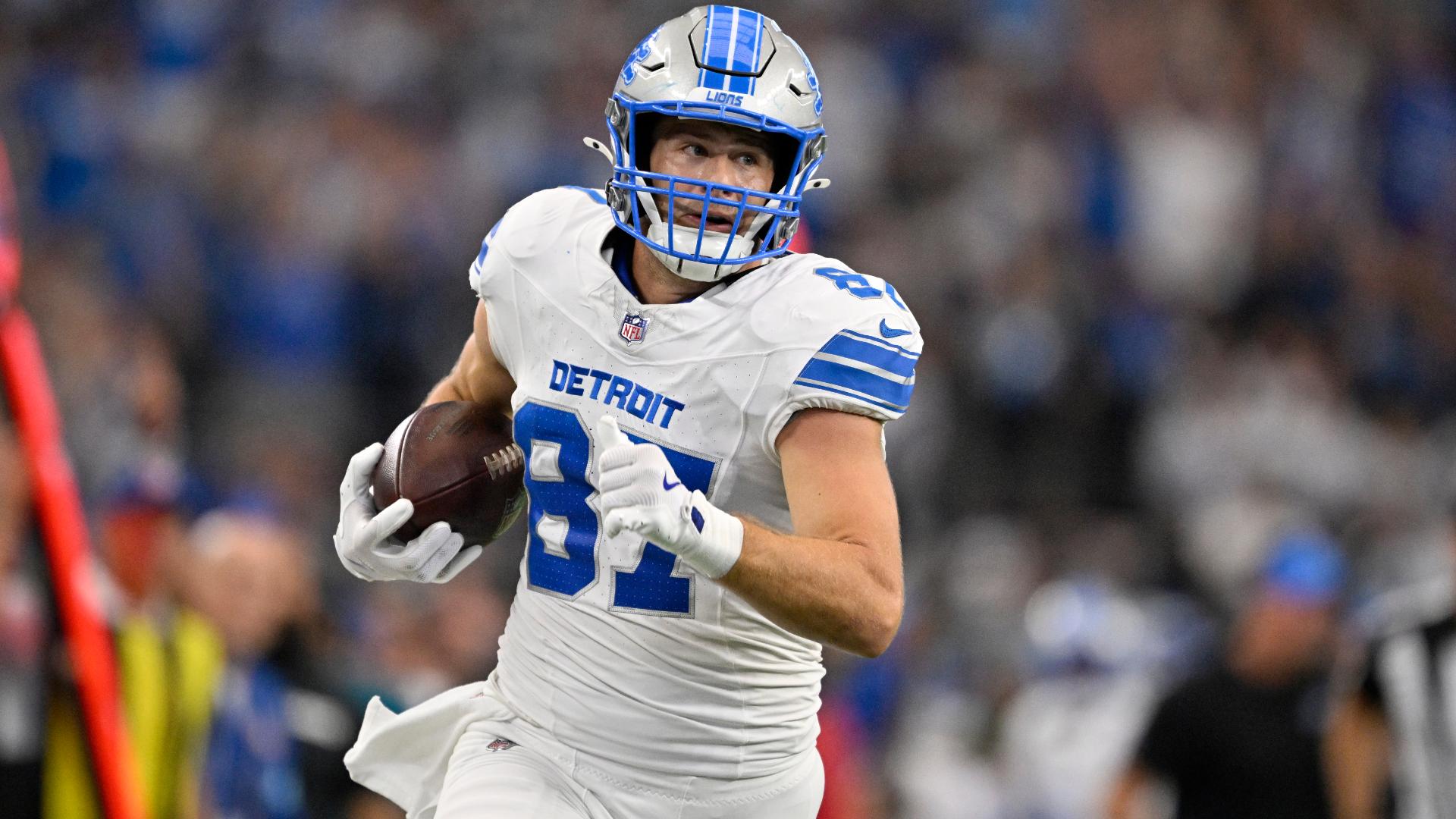 Lions stun the Cowboys with a dazzling Sam LaPorta 52-yard trick-play TD