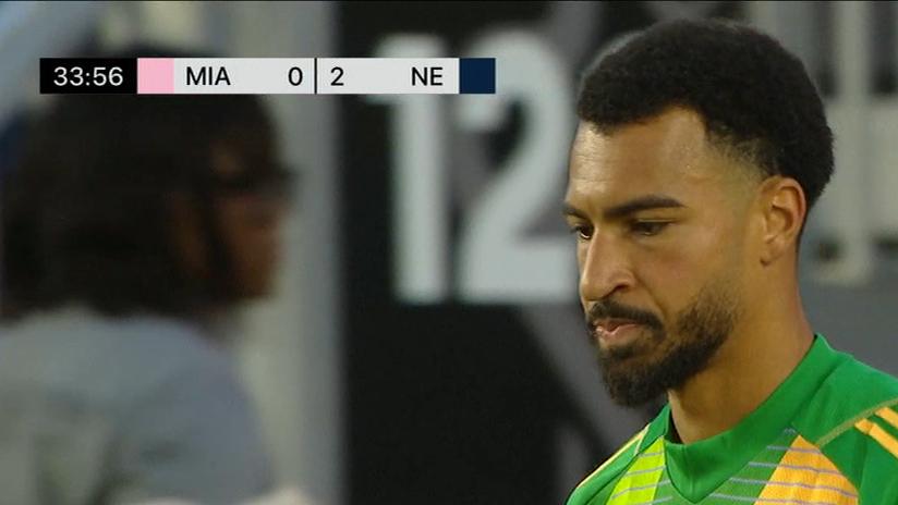 Inter Miami keeper makes horrible error as Revs move 2-0 up