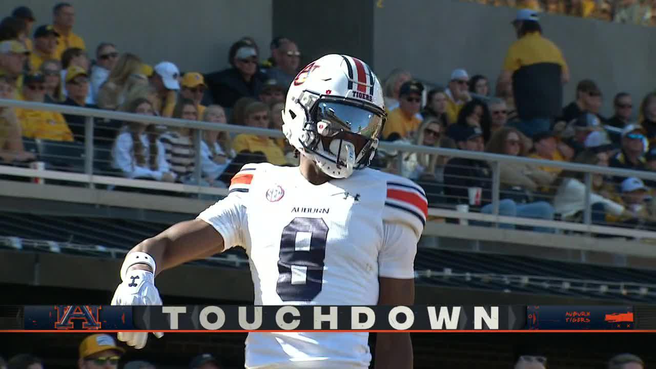 Payton Thorne hits Cam Coleman with a deep ball for 47-yard Auburn TD